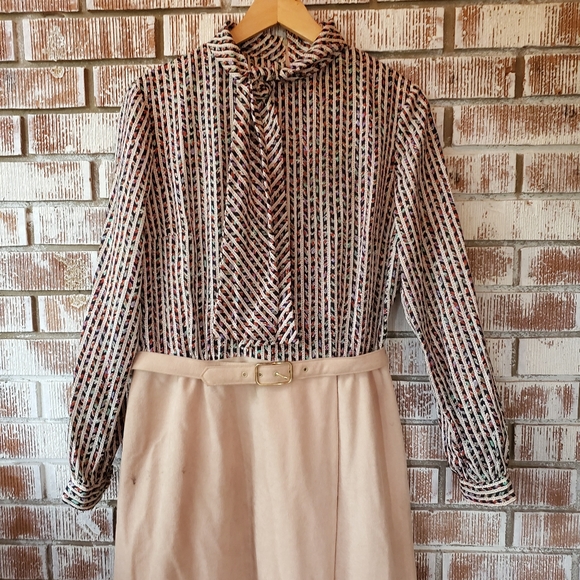 VINTAGE California Girl Dress - Picture 2 of 8